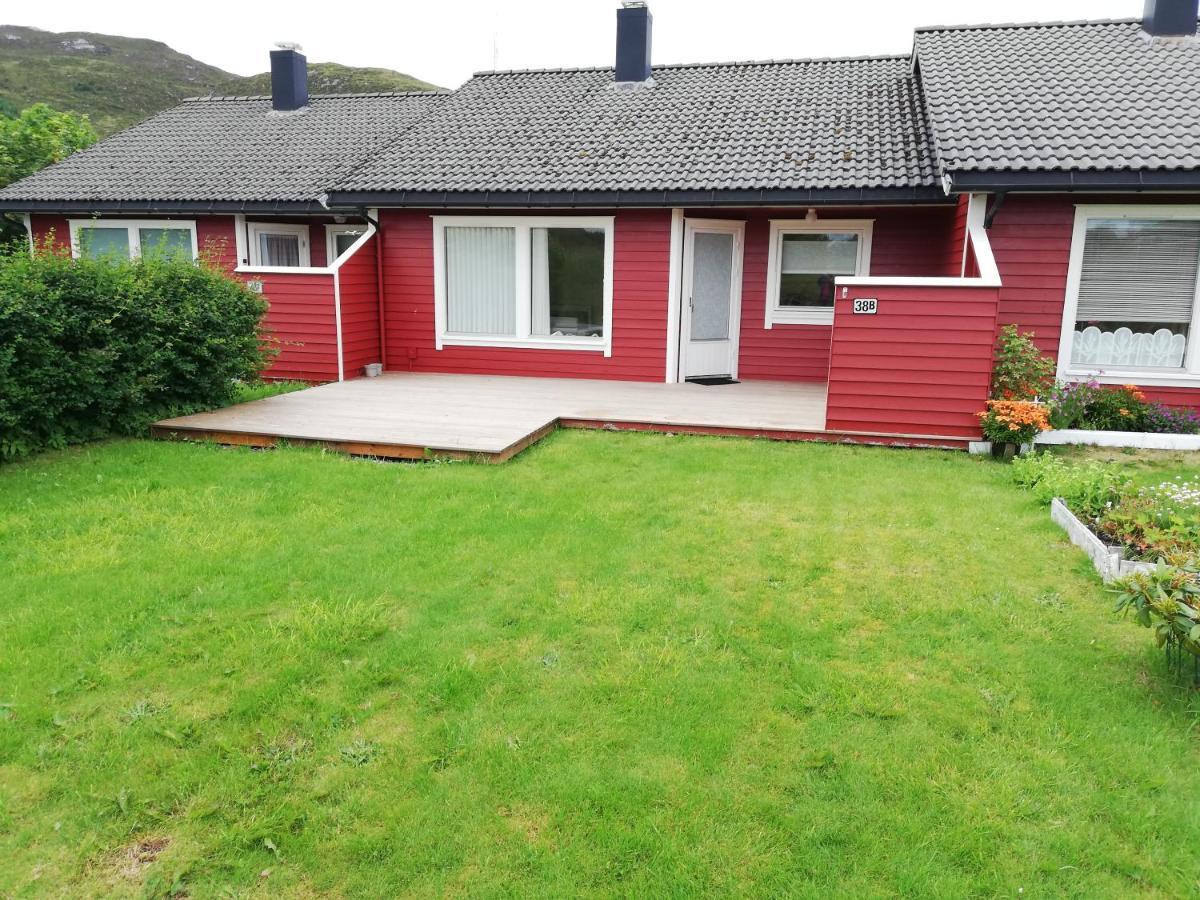 Вилла Leinastova Sandshamn Экстерьер фото